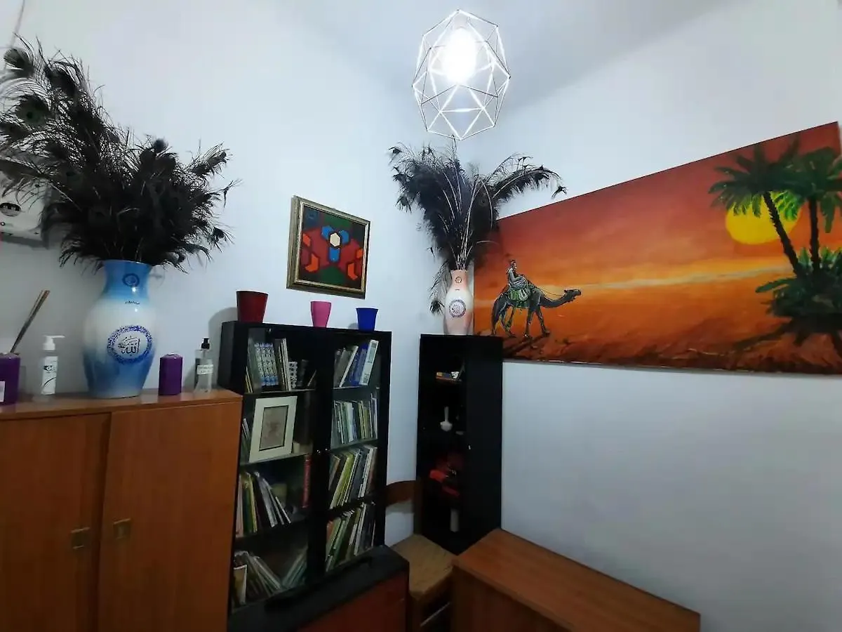 A Room In A Beautiful Apartment In The City Center Милан 0*,  Италия